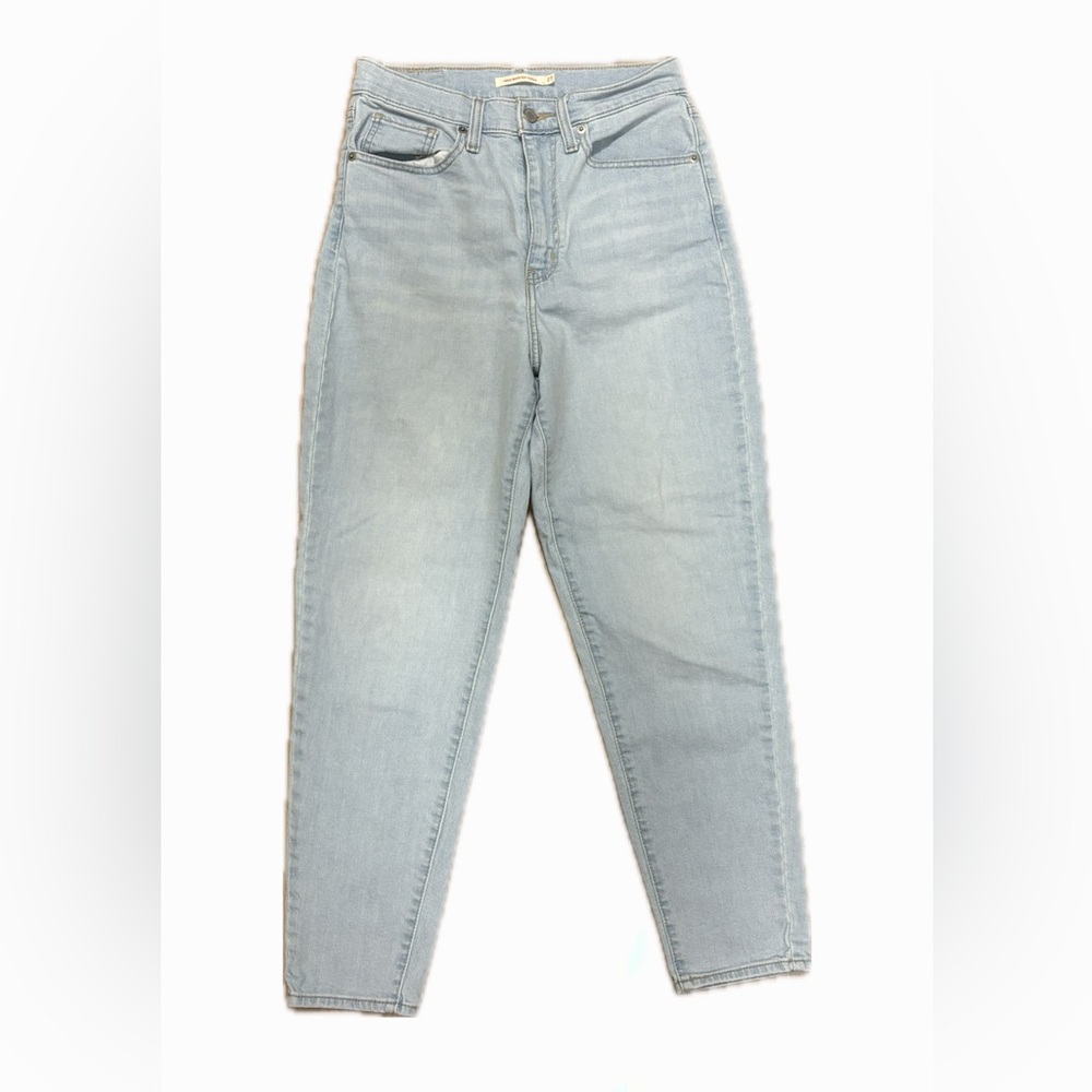 Levis high waisted taper jeans